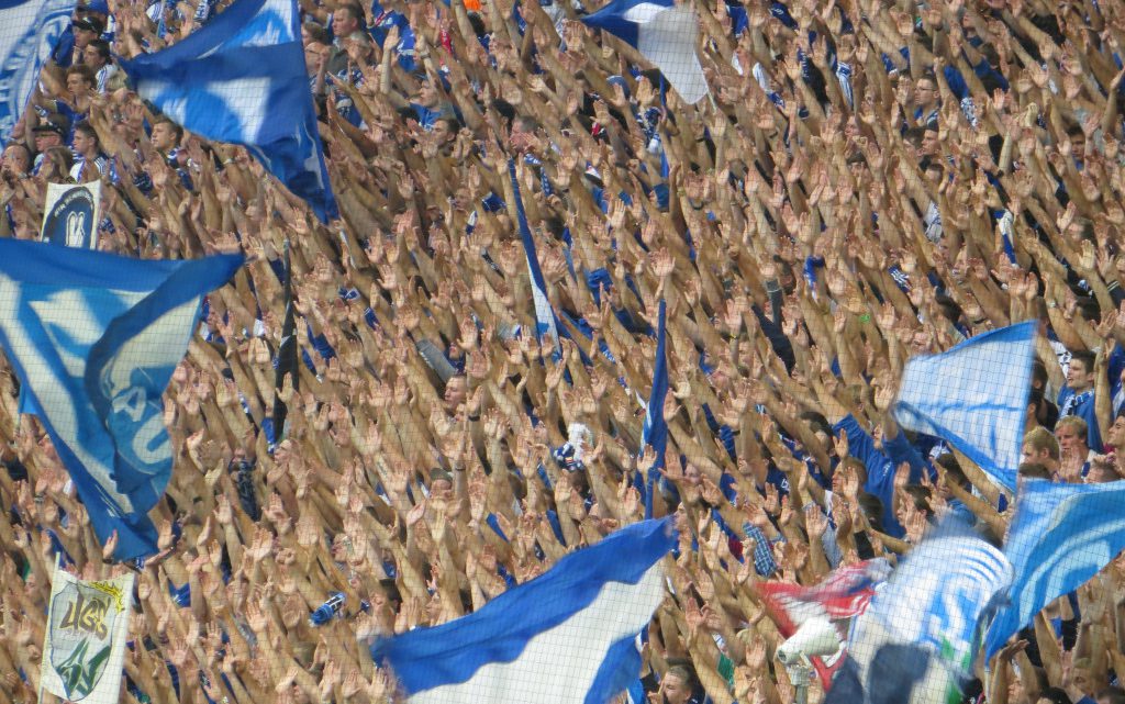 Mein lieber Herr Gesangsverein… Schalke: Die besten Kurvensongs des geilsten Clubs der Welt