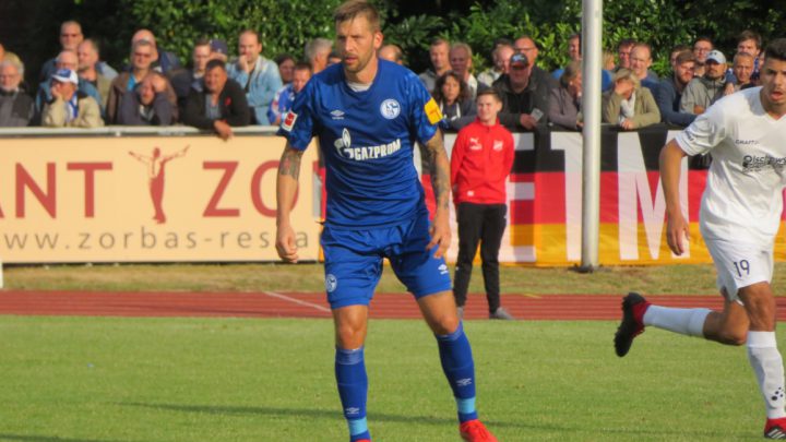 Fair, fröhlich, familiär: Schalke feiert 20:1-Schützenfest in Bottrop