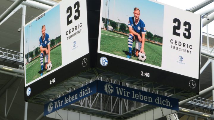 Schalke 04 verleiht Cedric Teuchert an Hannover 96