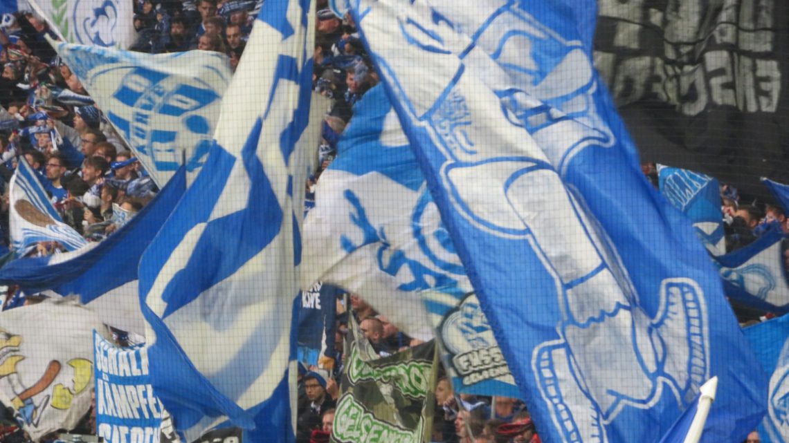Schalke nur 3:3 gegen Fortuna – Fans sehr enttäuscht von drei vergeigten Führungen