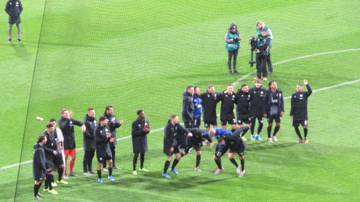 Effizient, diszipliniert, gefeiert: Schalke holt Auswärtssieg in Bremen