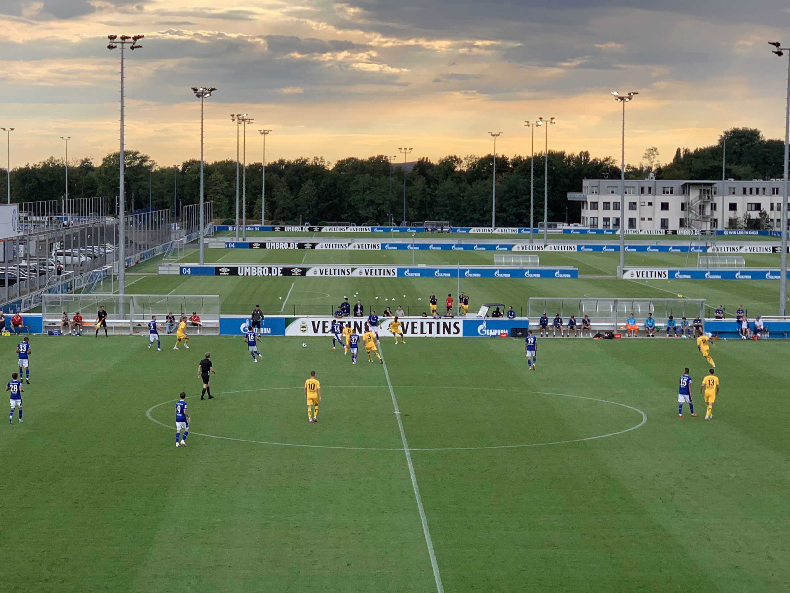 Schalke 04 – KFC Uerdingen 1:3: Gefühl gut, Fußball sch…lecht