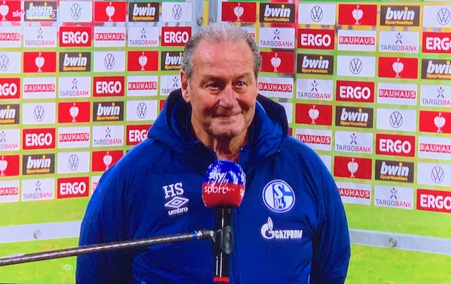 Ulm – Schalke 1:3: Königsblau schafft mit dem Einzug ins Achtelfinale einen versöhnlichen Abschluss des Horrorjahres