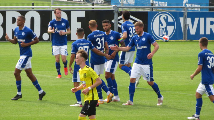 Tore satt: Schalke feiert 14:0-Schützenfest gegen die SF Hamborn 07