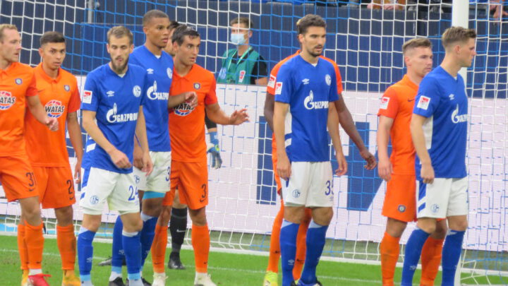 Schalke 04 – Erzgebirge Aue 1:1: Schalke verschenkt zwei Punkte