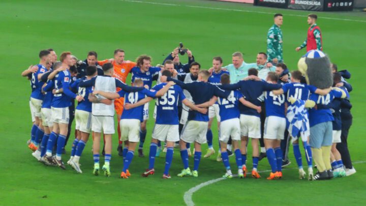 Schalke – Bremen 2:1: Im Keller brennt noch Licht – und wie!!!