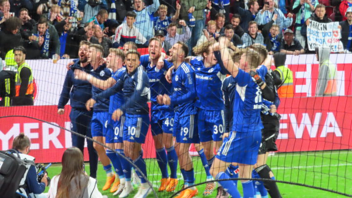 Mainz – Schalke 2:3: Auswärtssieg in der 102. Minute – der königsblaue Wahnsinn geht weiter!