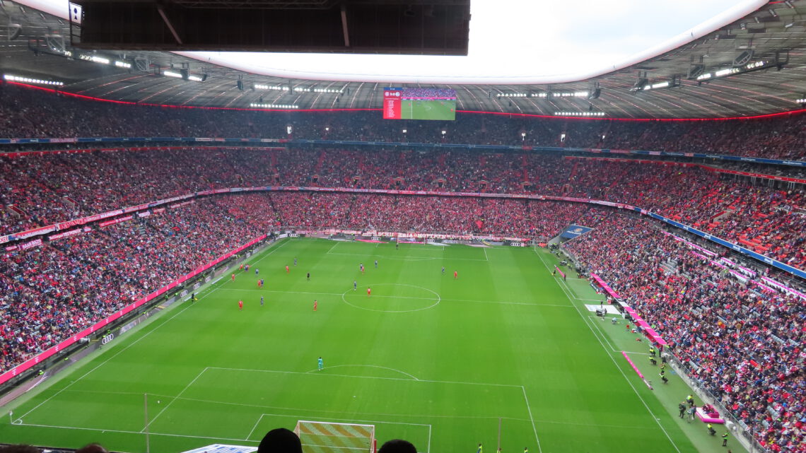 Bayern – Schalke 6:0: Böse Klatsche im Kampf um den Klassenerhalt