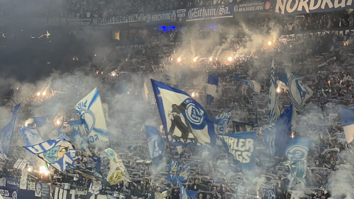 Schalke – Bielefeld 1:0: Schalke feiert drei Malocherpunkte