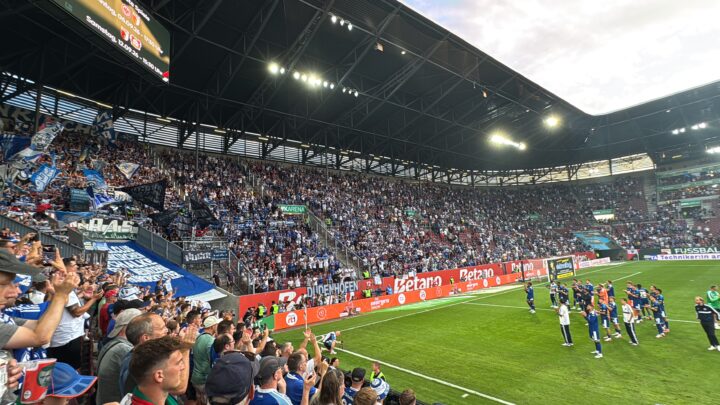 Augsburg – Schalke 3:0: Kalte Dusche zum Erstligastart